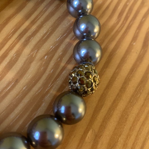 Stella and Dot stretch pearl bracelet - Picture 2 of 2